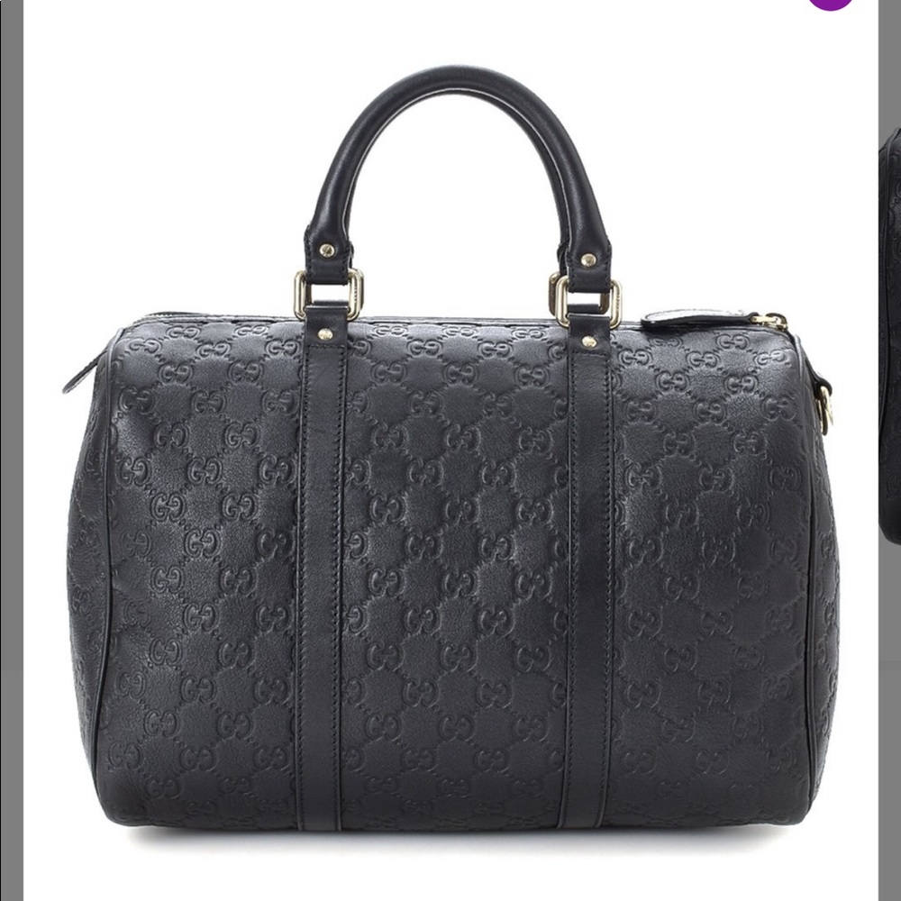 Black Gucci speedy bag